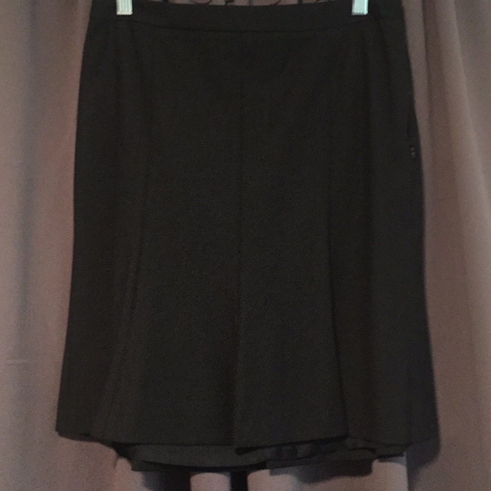 LOFT pleated skirt